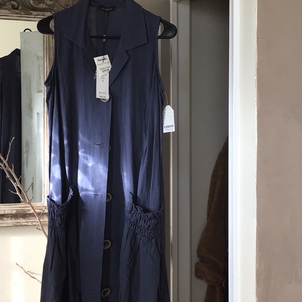 Drees size small blue color